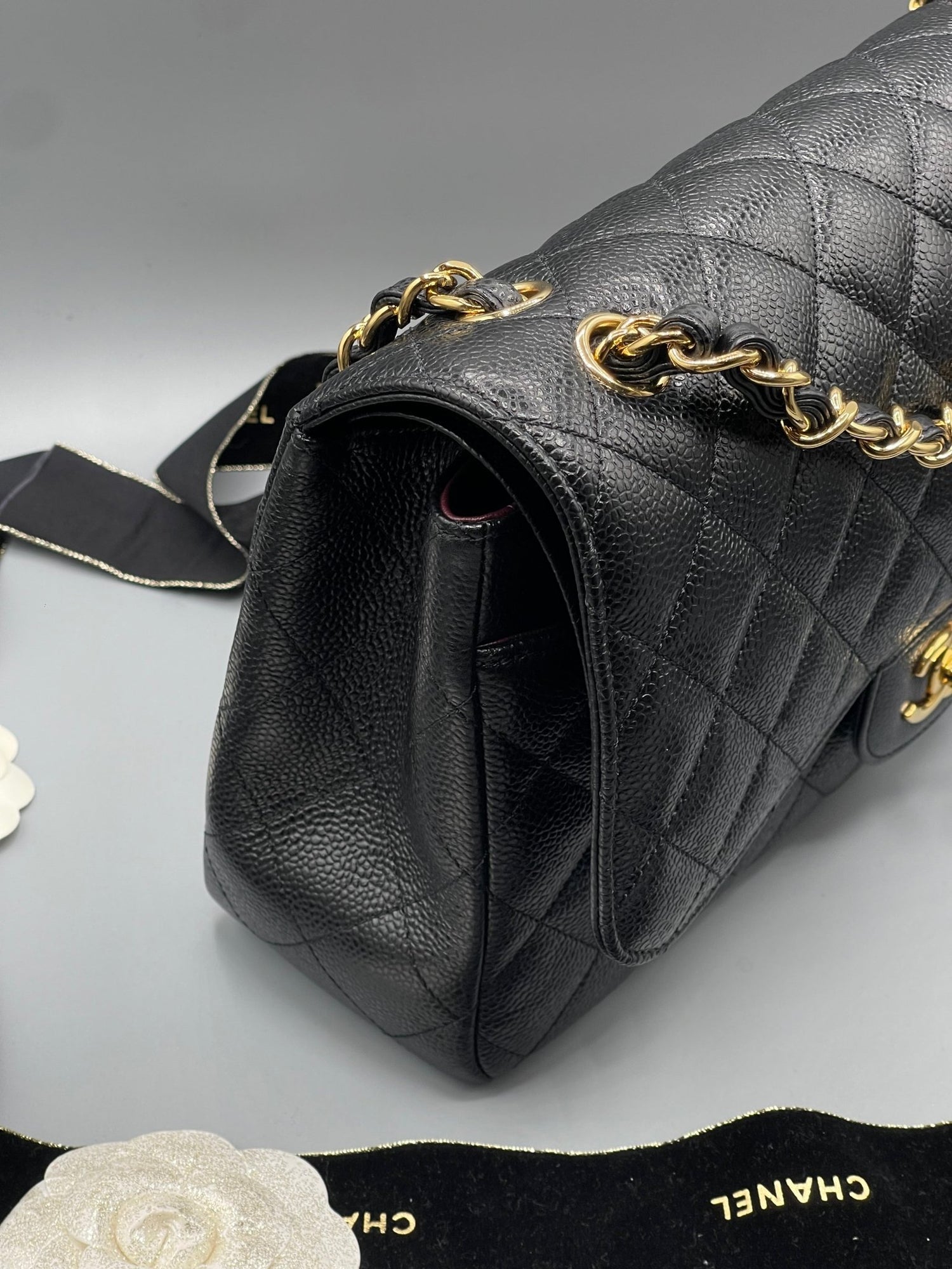 Chanel - Sac Classique 11.12 Jumbo noir - Les Folies d&