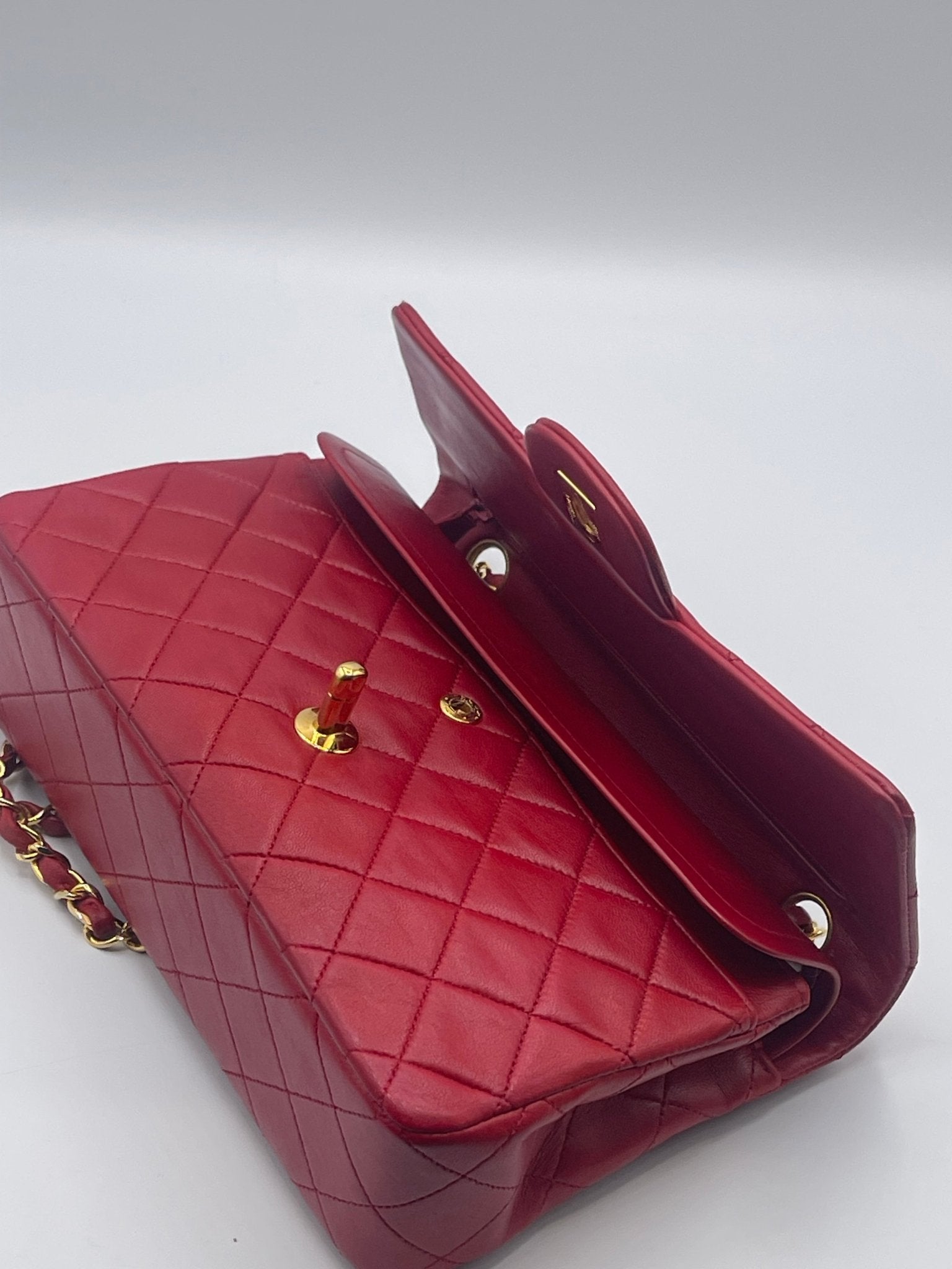 Chanel - Sac classique Timeless 23 rouge - Les Folies d&