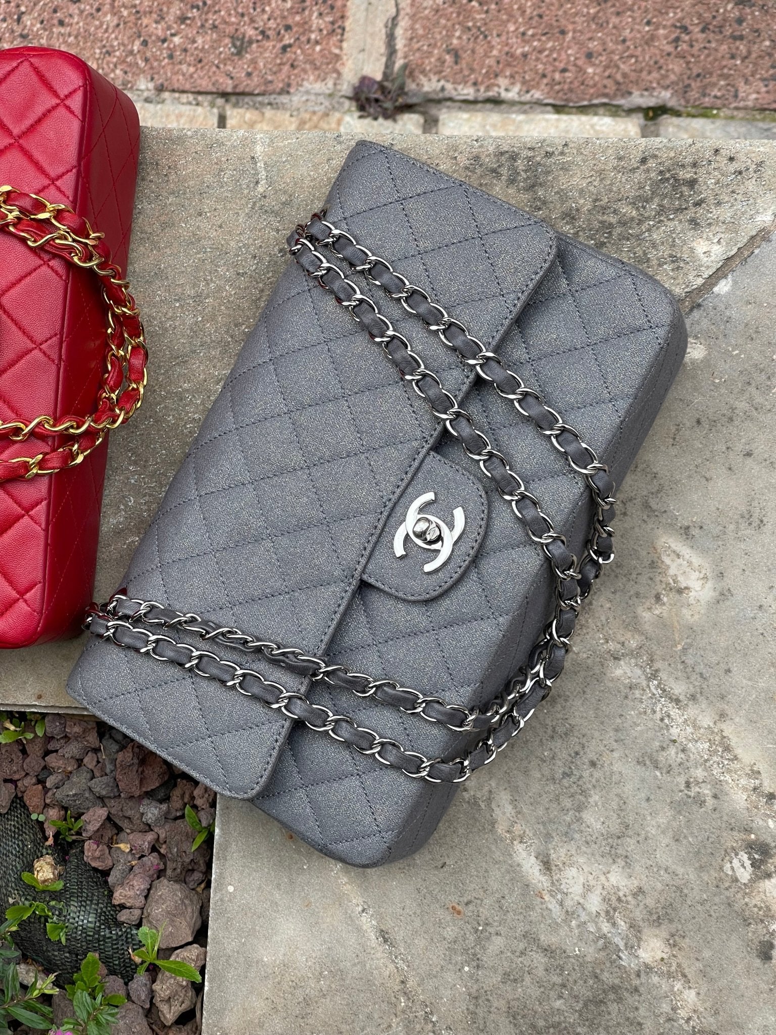 Chanel - Sac classique timeless 25 gris irisé - Les Folies d&