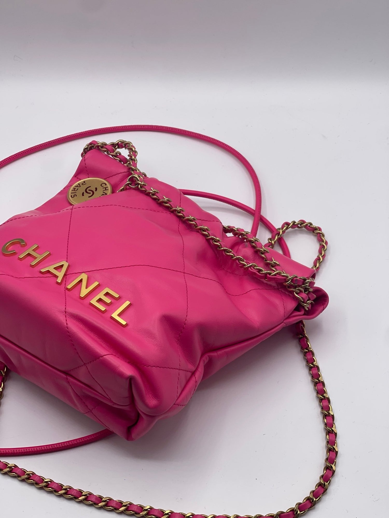 Chanel - Sac Mini 22 rose - Les Folies d&