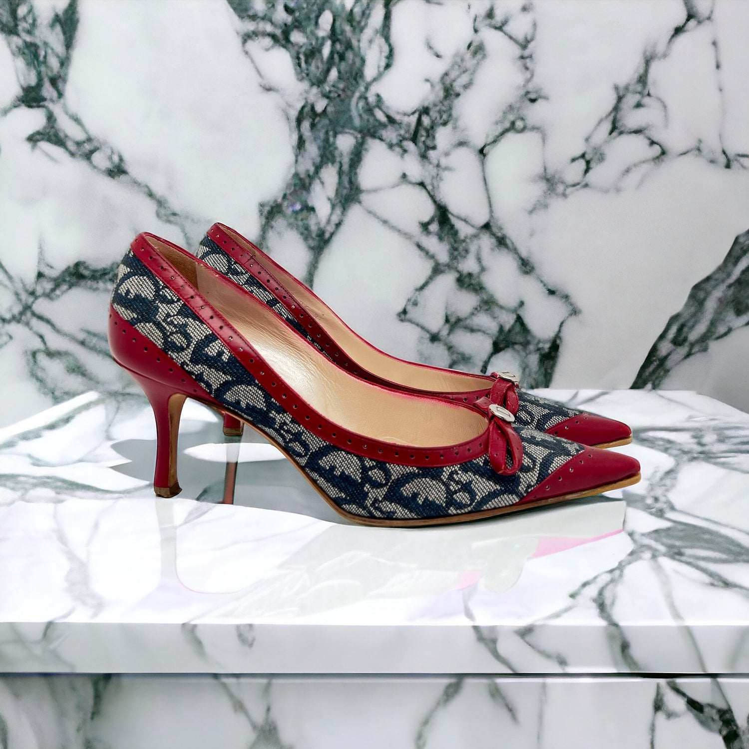 Dior Escarpin cuir et tissu monogramme Rouge 37,5 - Les Folies d&