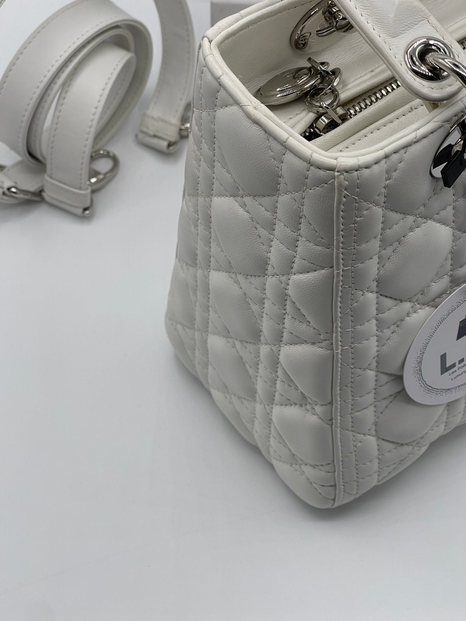 Dior - Sac Lady Dior MM blanc - Les Folies d&