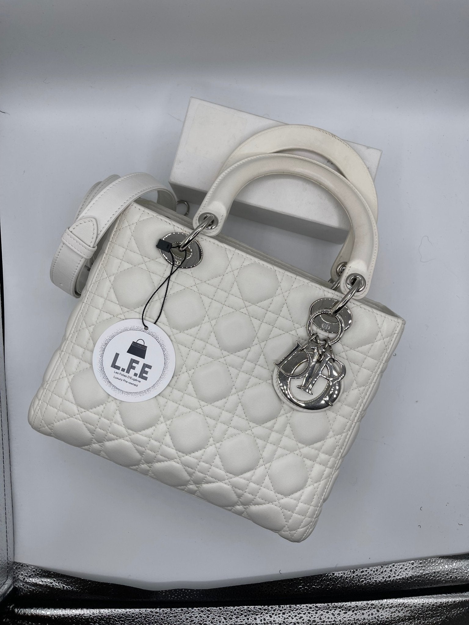 Dior - Sac Lady Dior MM blanc - Les Folies d&