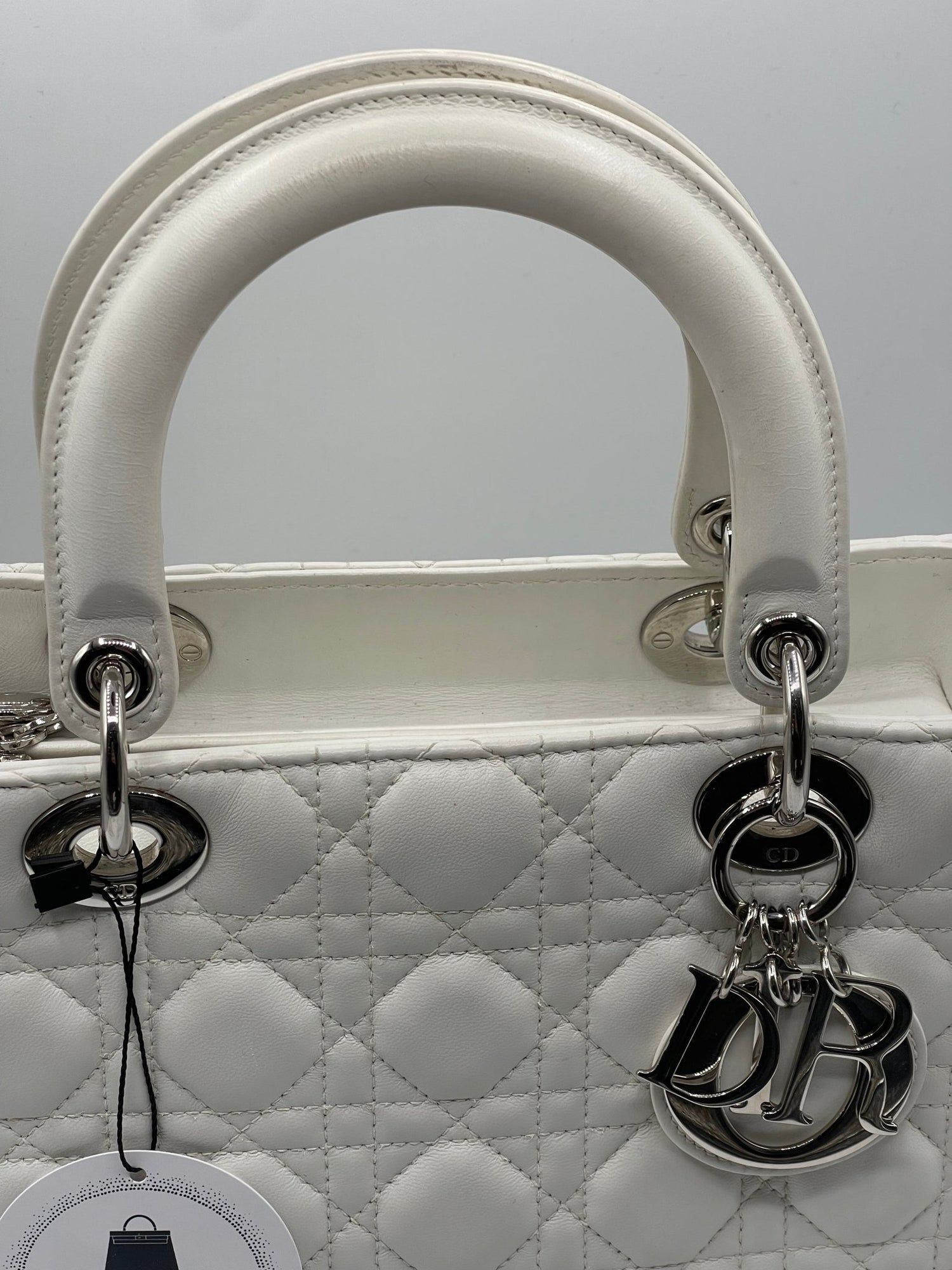 Dior - Sac Lady Dior MM blanc - Les Folies d&