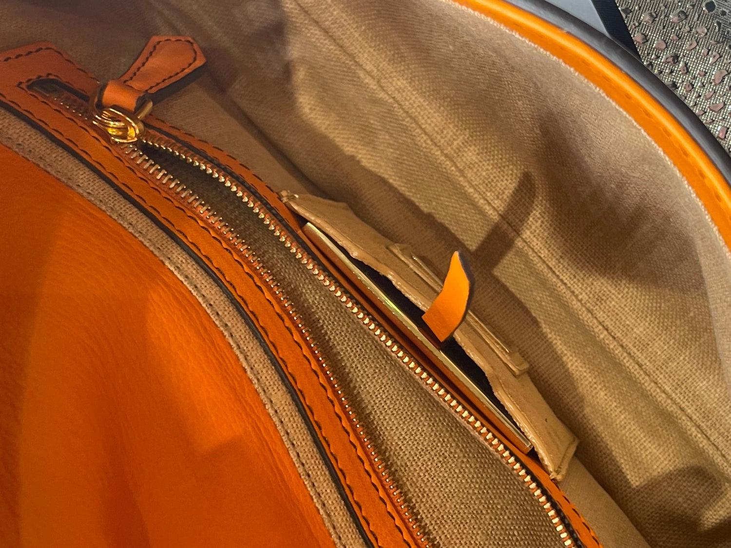 Fendi - Sac Baguette orange - Les Folies d&