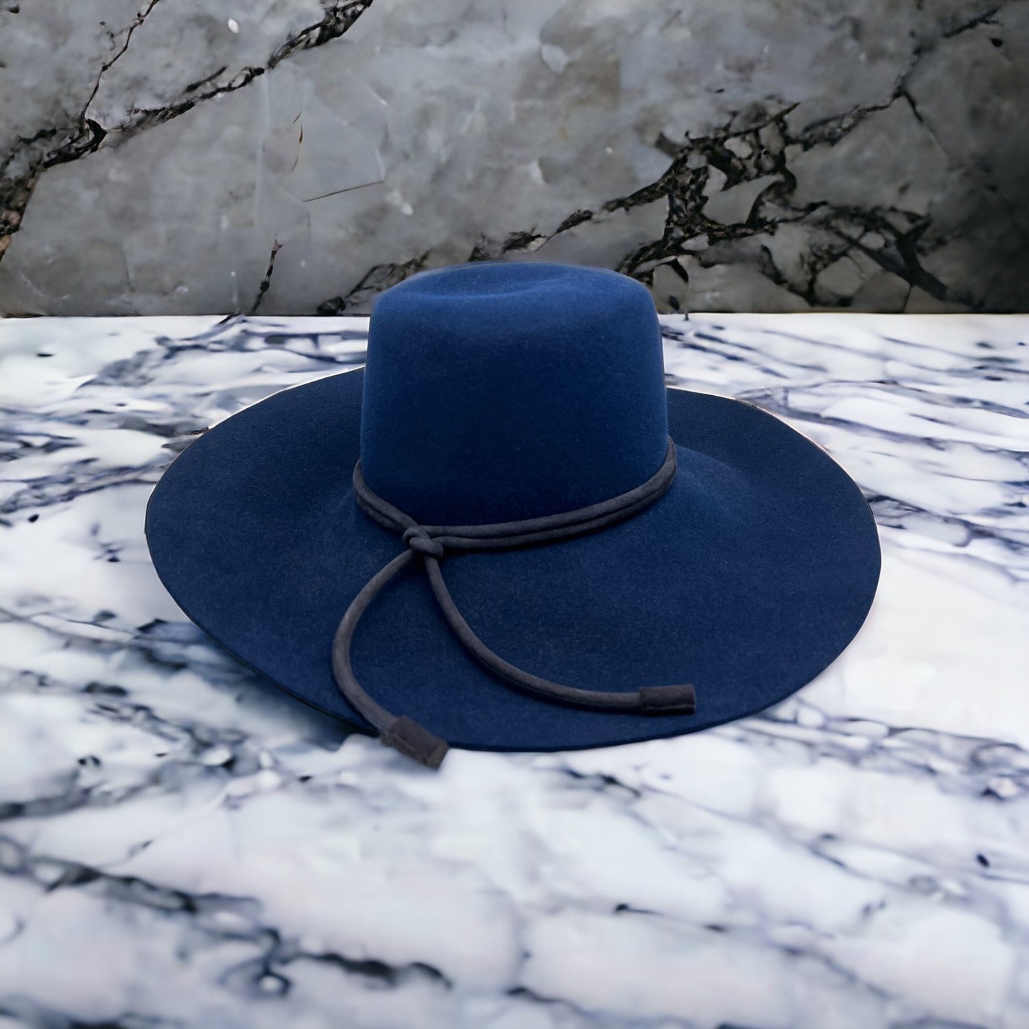 Hermès Chapeau Pallas Encre - Les Folies d&