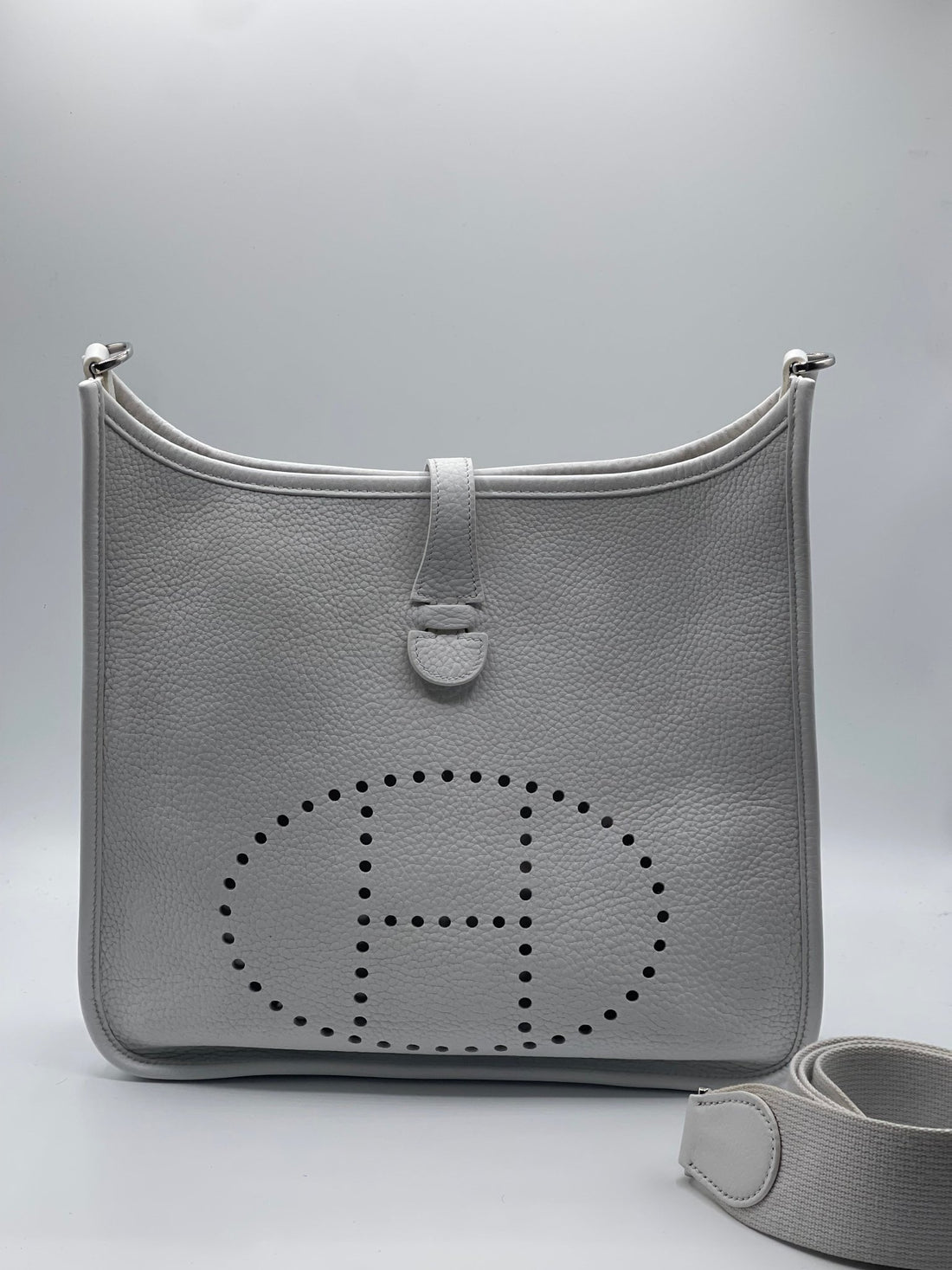 Hermès - Sac Evelyne III 29 blanc - Les Folies d&