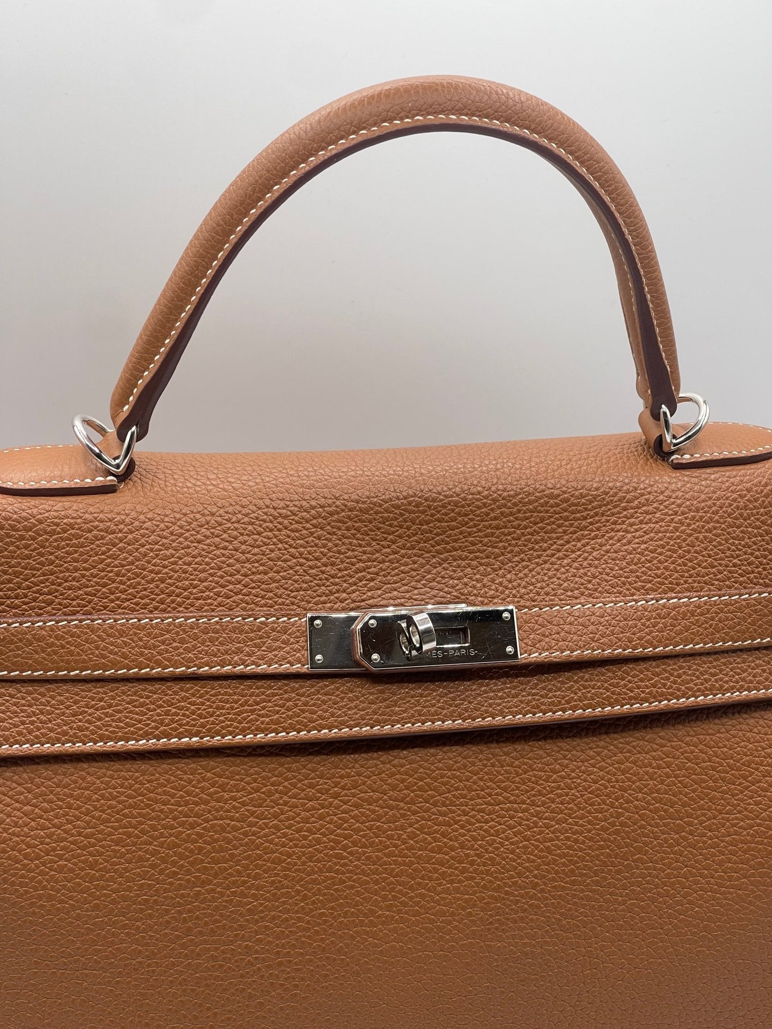 Hermès - Sac Kelly 35 Retourné Gold - Les Folies d&