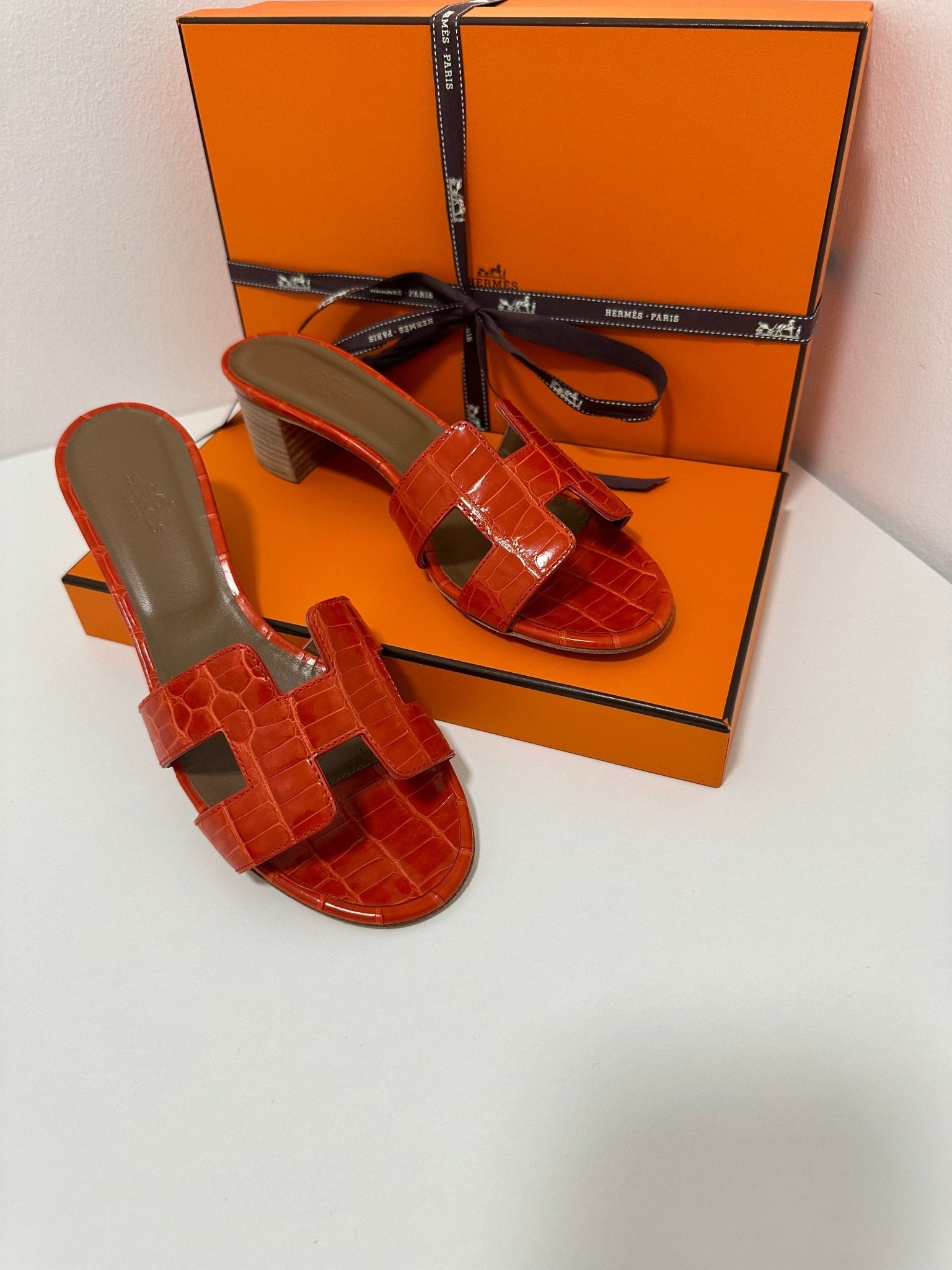 Hermès - Sandales Oasis Alligator T38,5 - Les Folies d&