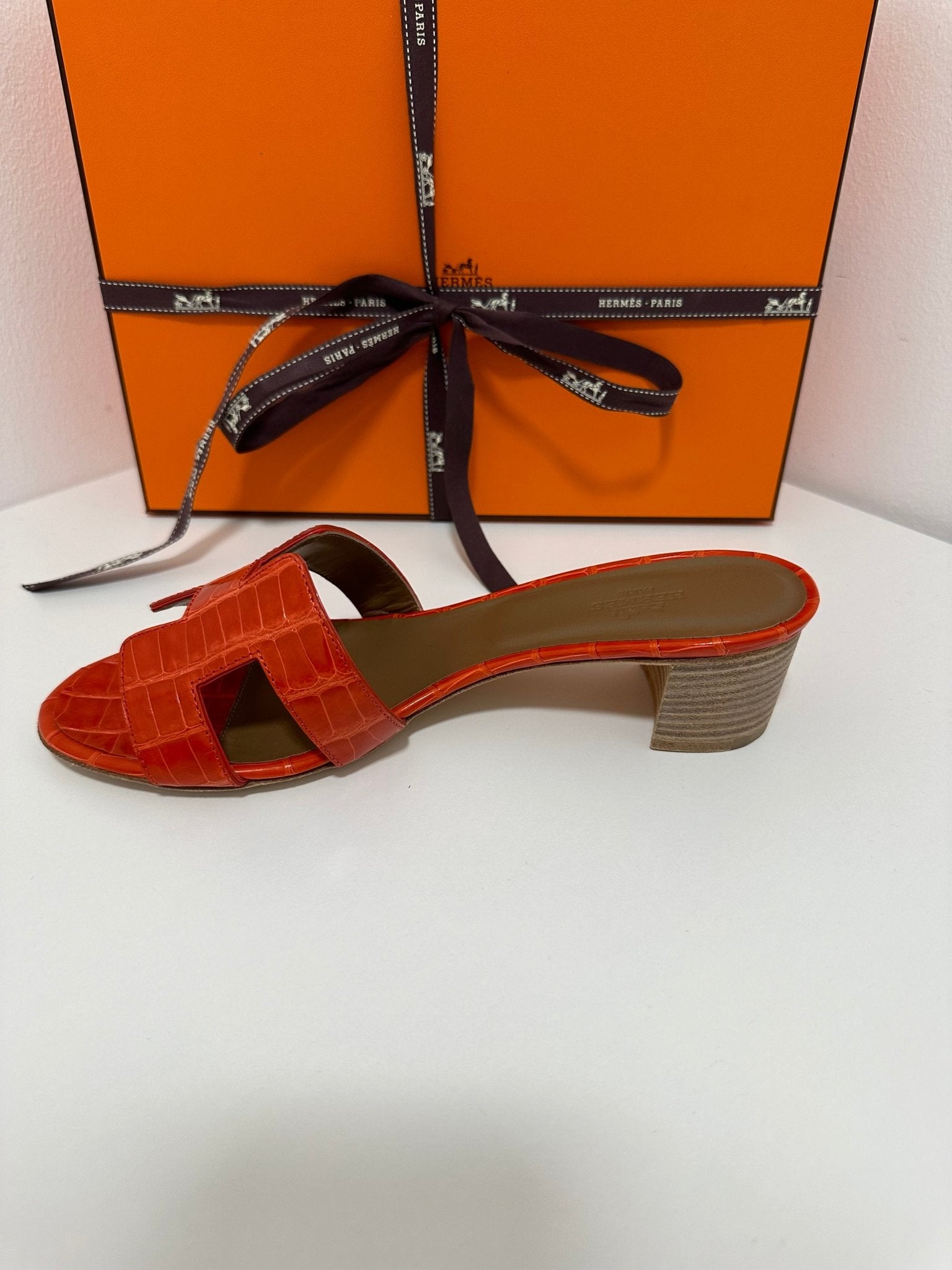 Hermès - Sandales Oasis Alligator T38,5 - Les Folies d&