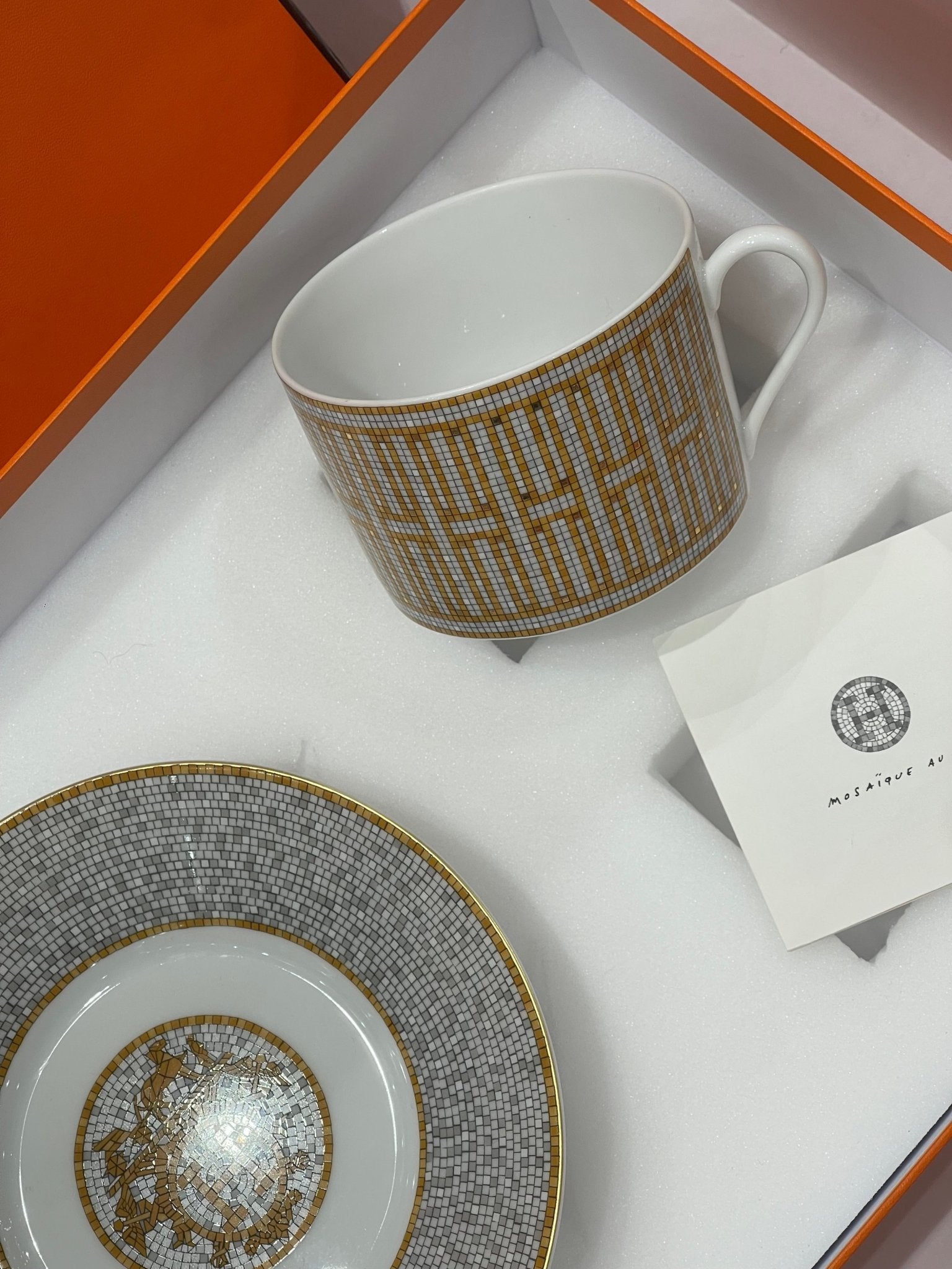 Hermès - Tasse thé et soucoupe Mosaïque au 24 or - Les Folies d&