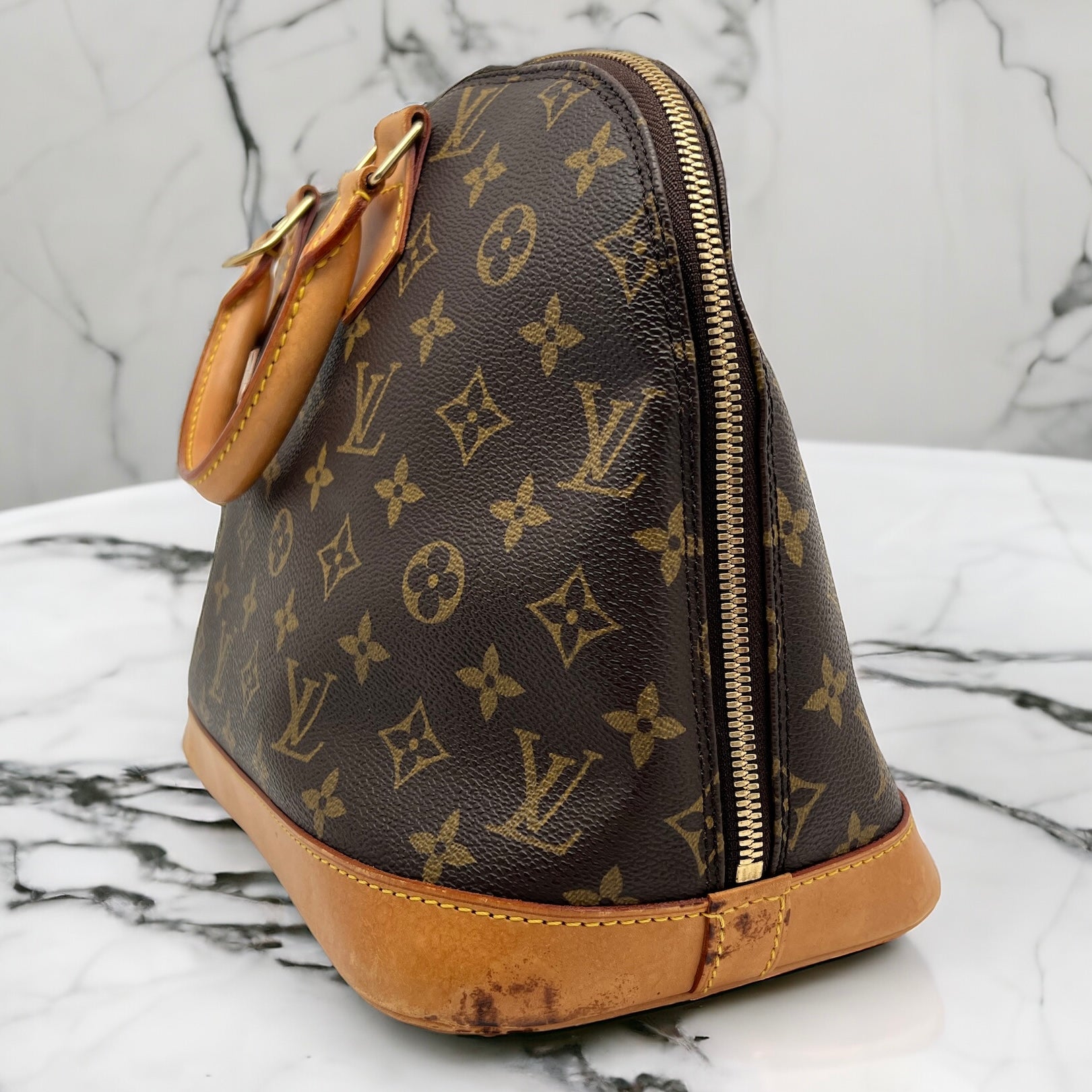 Louis Vuitton Alma Sac - Les Folies d&