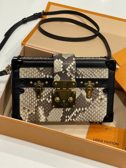 Louis Vuitton - Sac petite malle python - Les Folies d&