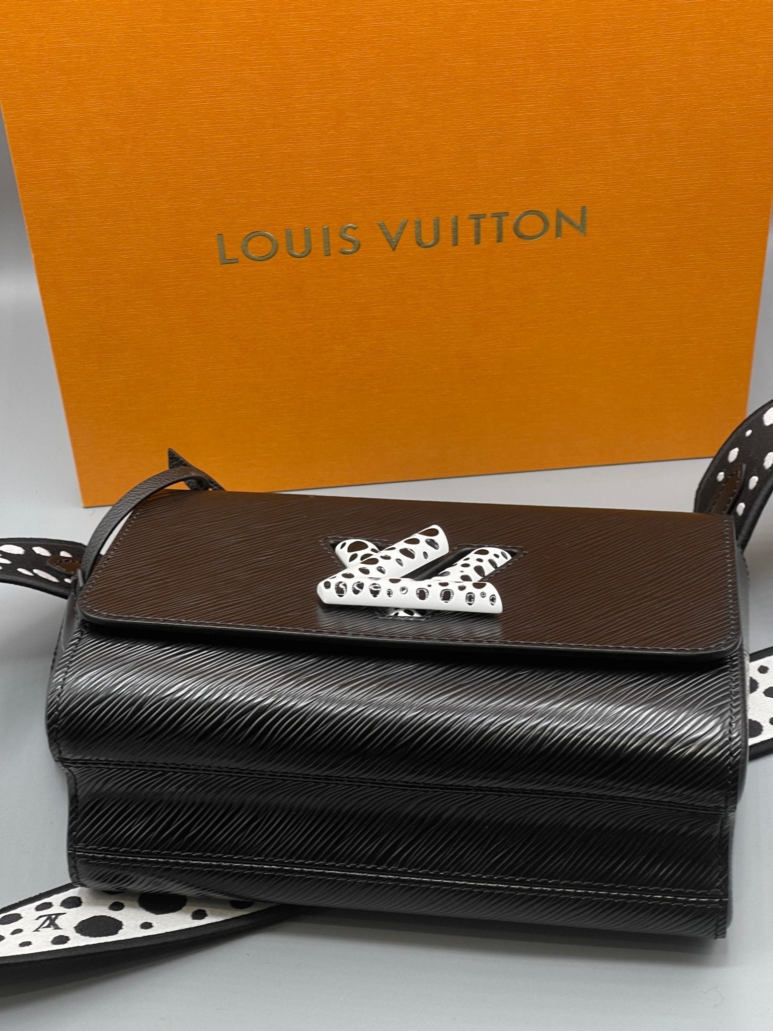 Louis Vuitton x Yayoi Kusama - Sac Twist MM édition limitée - Les Folies d&