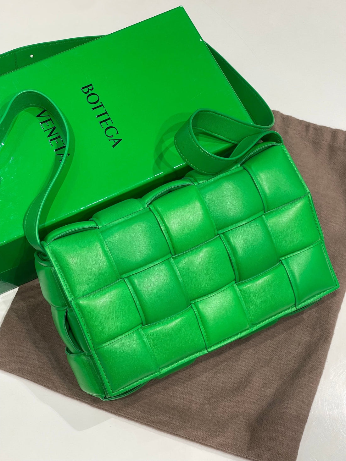 Bottega Veneta - Sac Cassette vert - Les Folies d&