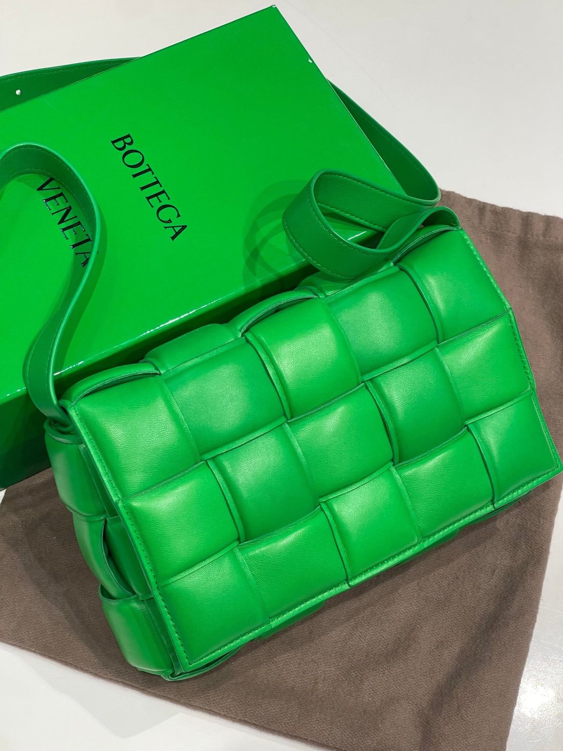 Bottega Veneta - Sac Cassette vert - Les Folies d&