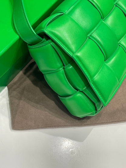 Bottega Veneta - Sac Cassette vert - Les Folies d&