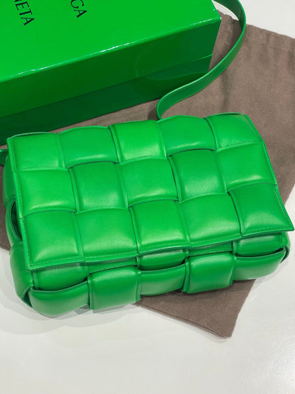 Bottega Veneta - Sac Cassette vert - Les Folies d&