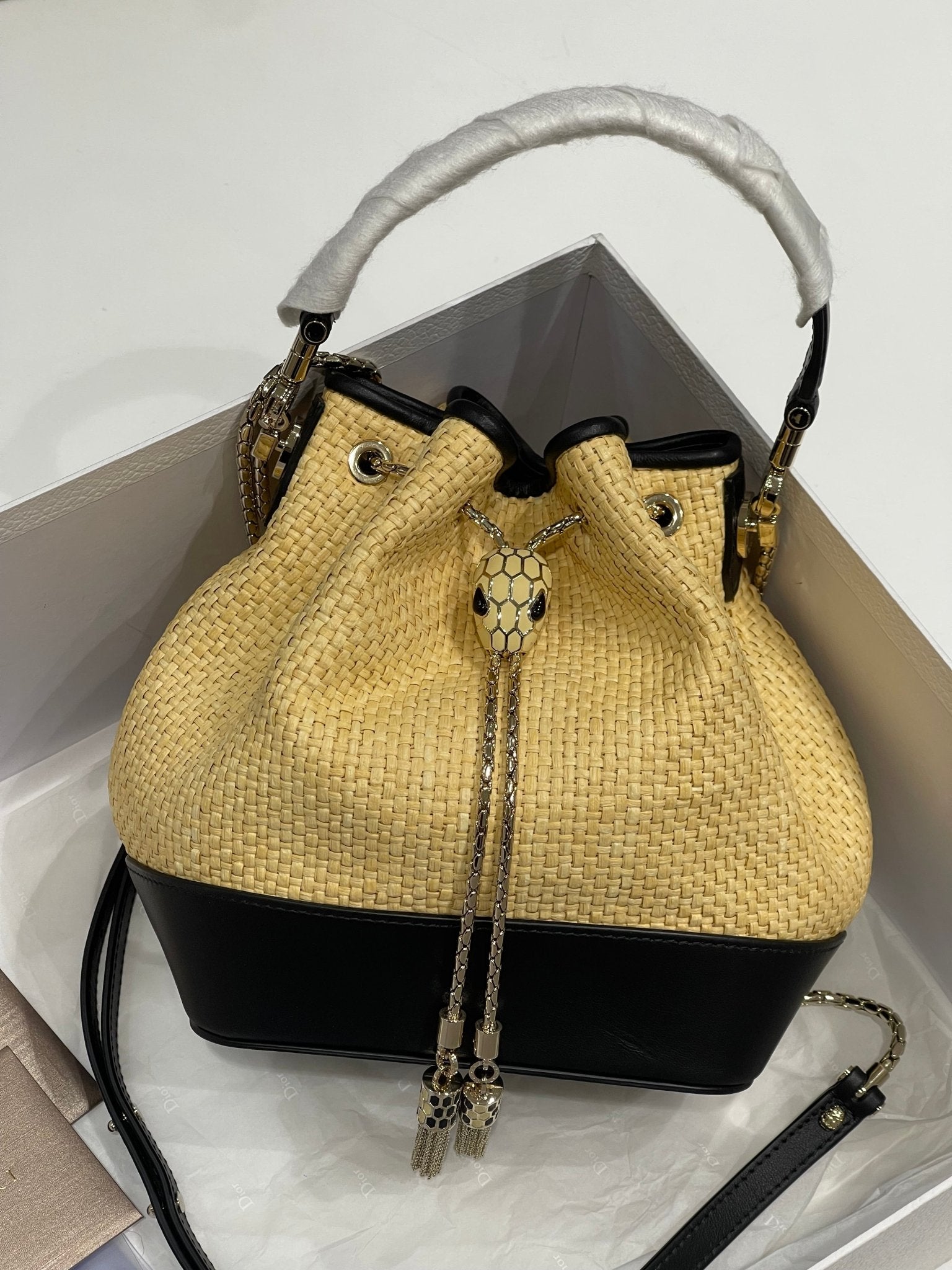 Bvlgari serpenti leather and raffia bucket bag Les Folies d Eugenie bag