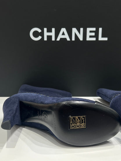 Chanel - bottines daim marine et noir - Les Folies d&