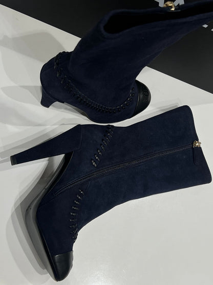 Chanel - bottines daim marine et noir - Les Folies d&