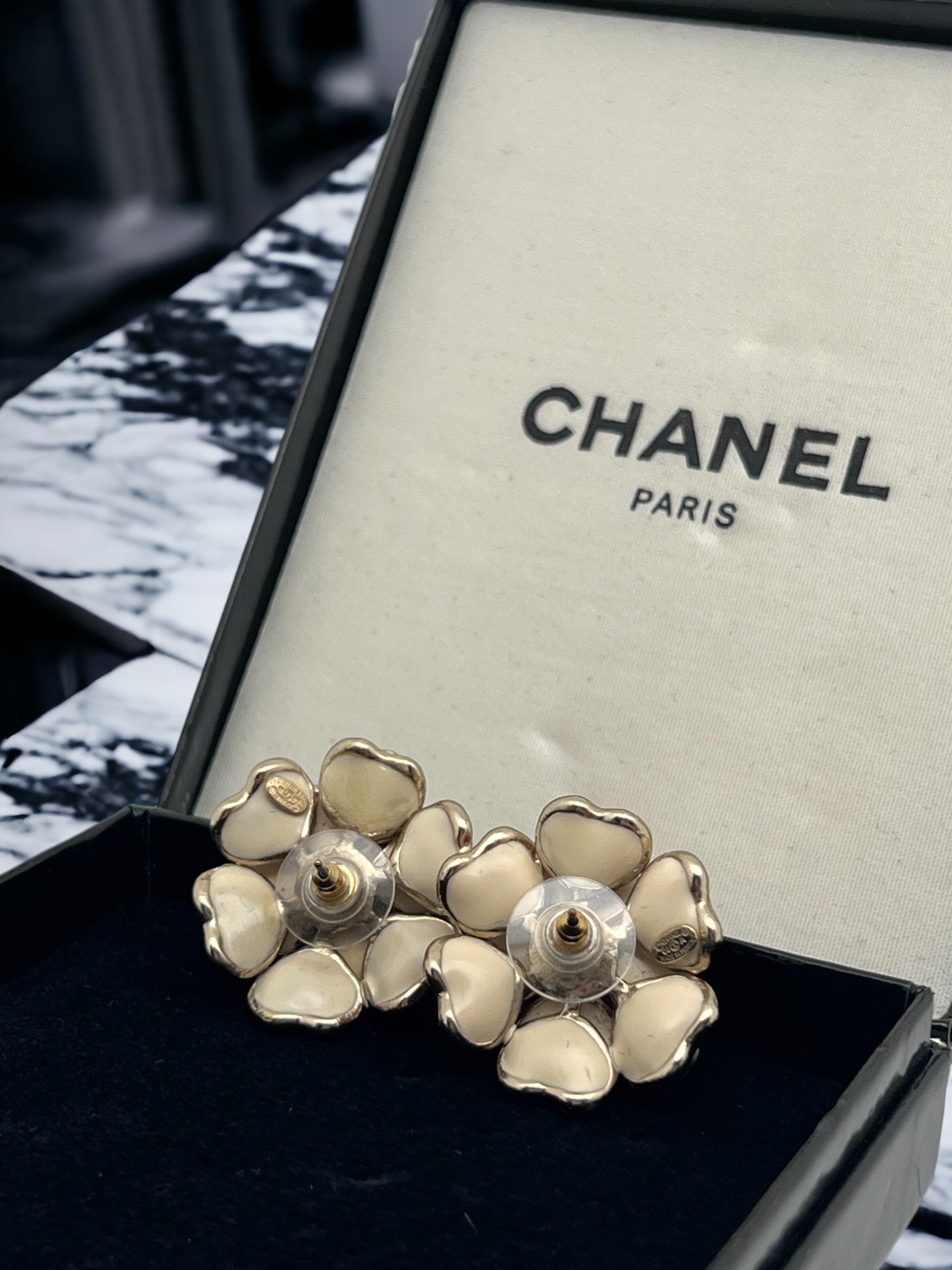 Chanel - Fleur - Les Folies d&