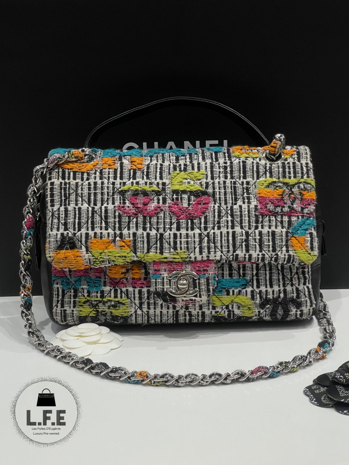 Chanel - Sac classique tweed caméra - Les Folies d&