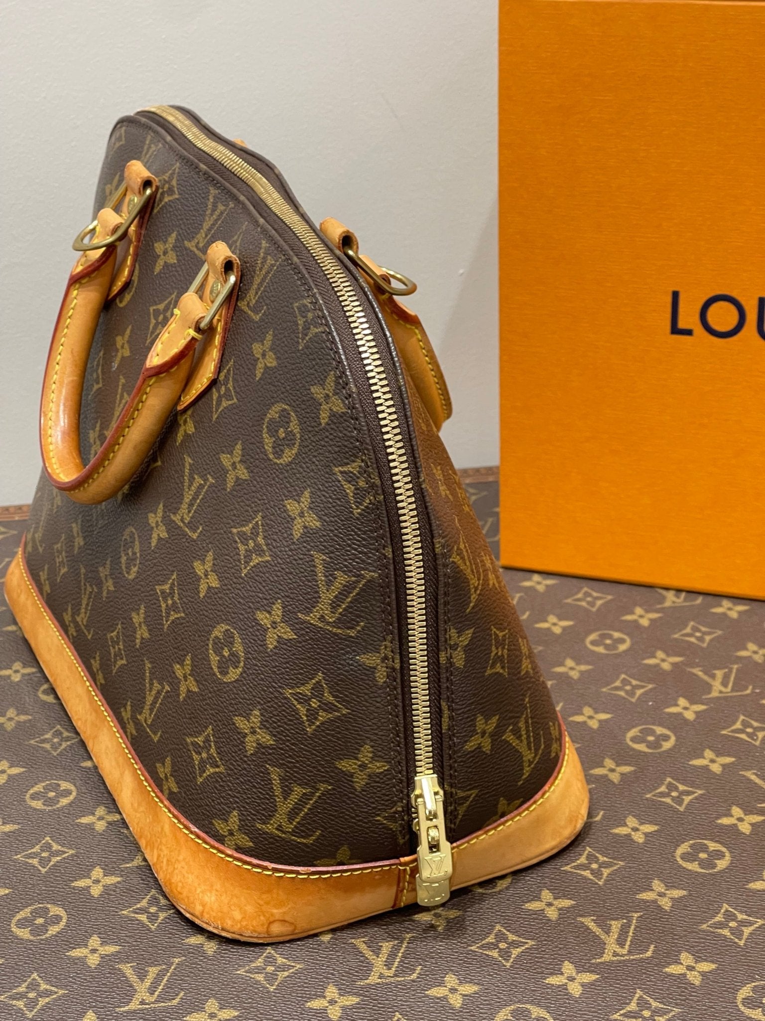 Louis Vuitton - Sac Alma PM monogramme - Les Folies d&