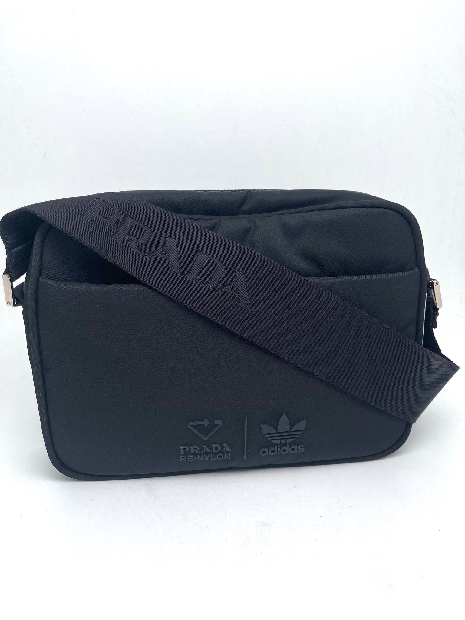 Prada x Adidas Sac en bandouli re Les Folies d Eugenie